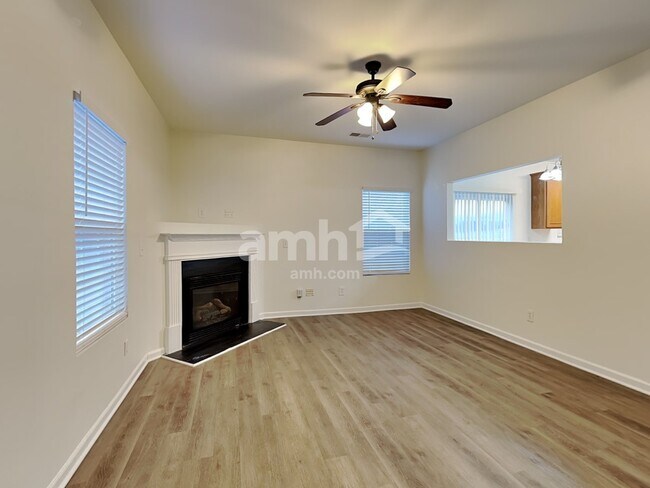 Building Photo - 5 Silverbrook Ct