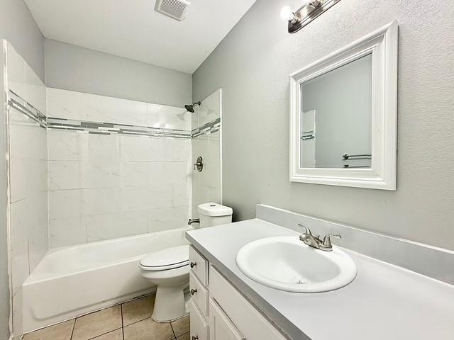 Building Photo - 4340 Forest Point Dr