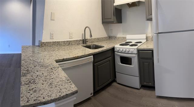 Building Photo - 2301 Balsam Dr