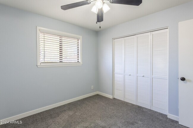 Building Photo - 3325 S Shafer Dr