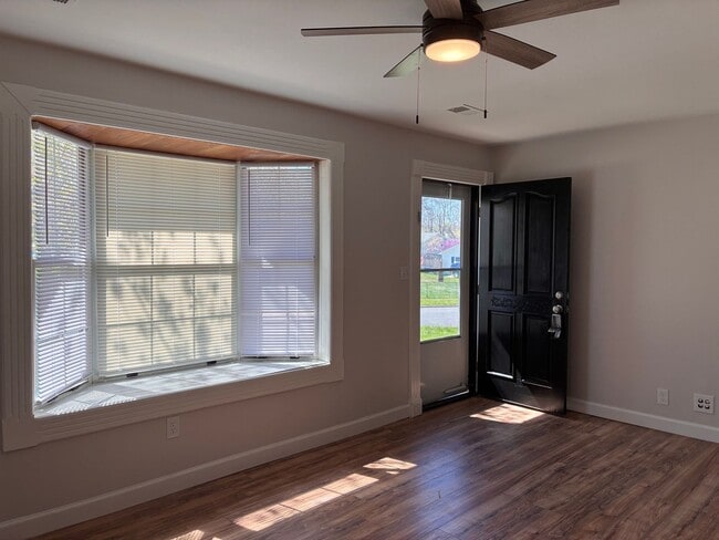 Building Photo - Beautifully Updated 4-bedroom Home in Edgewood, MD