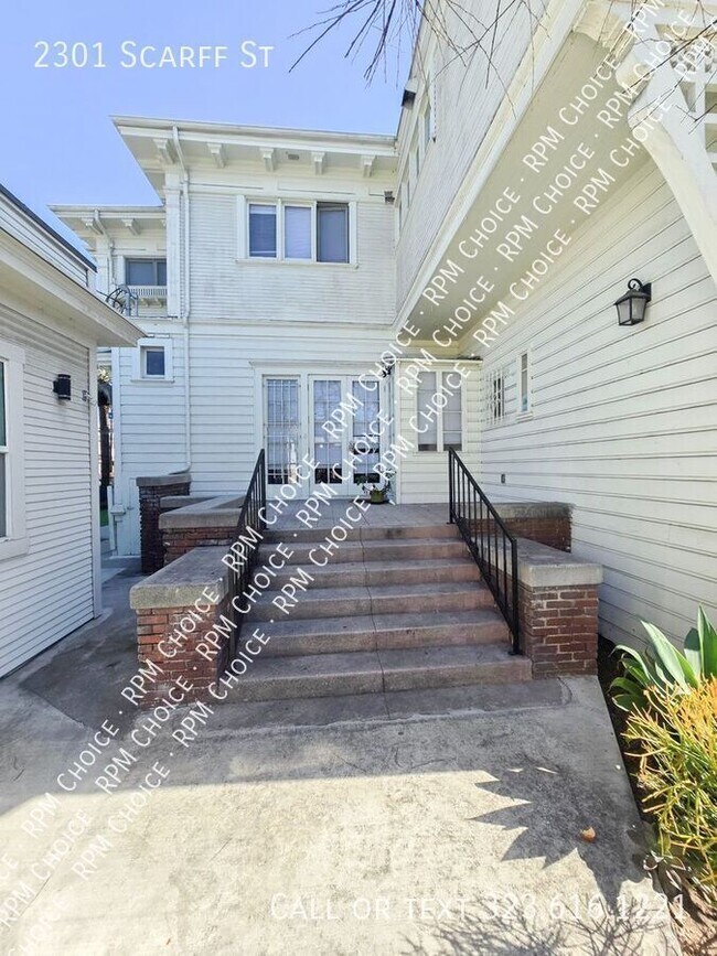 Building Photo - 2301 Scarff St