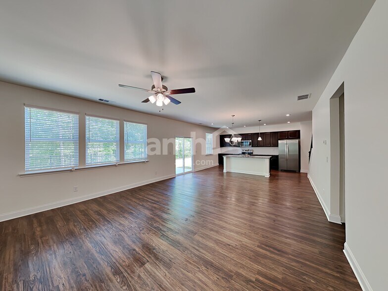 Building Photo - 416 Tributary Ln