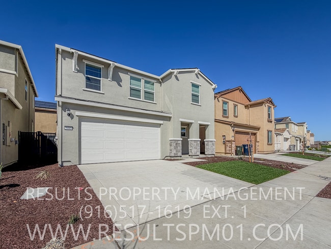 Building Photo - Brand new 3 Bedroom home. Wonderful amenities!