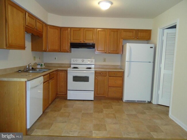 Building Photo - 152 Farrell Ln