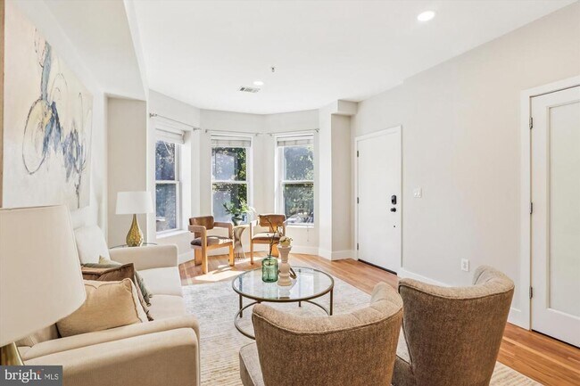 Building Photo - 3222 13th St NW