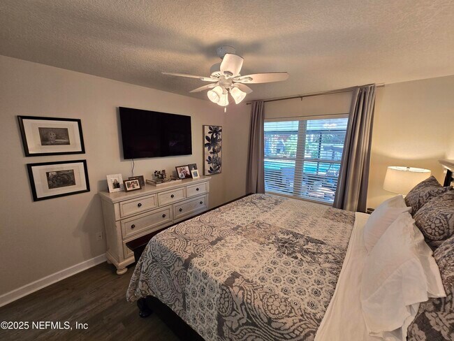 Building Photo - 7769 Andes Dr