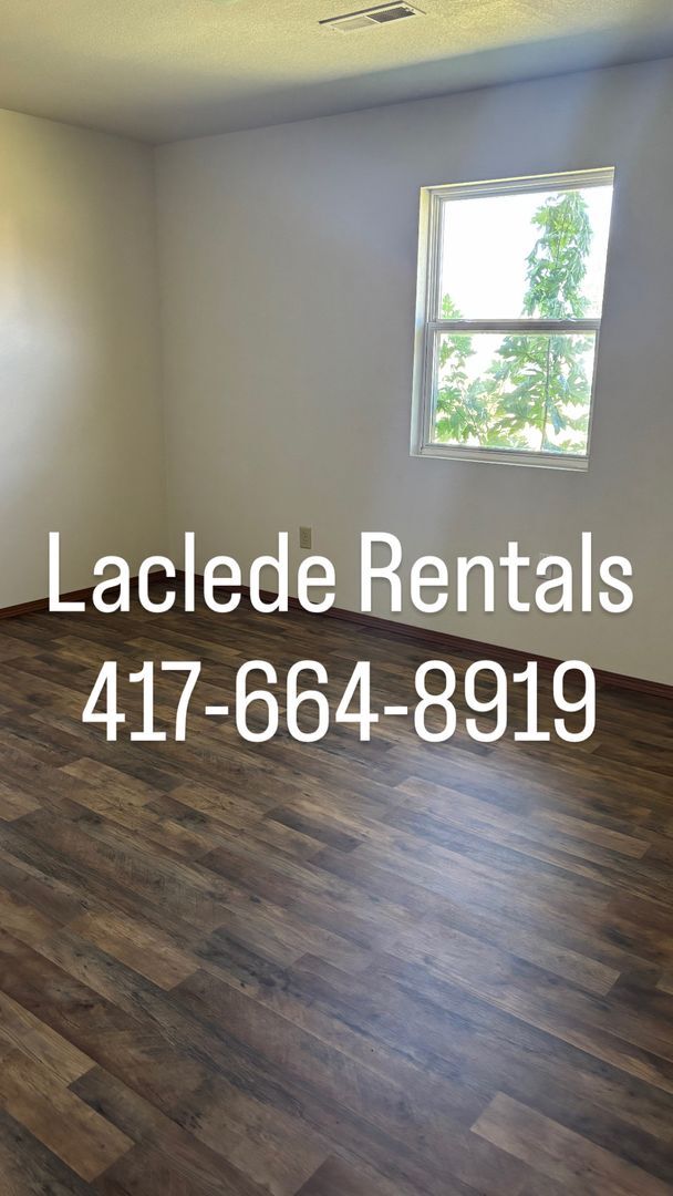 Building Photo - OCTOBER SPECIAL!!!! 3 Beds 2 Bath House