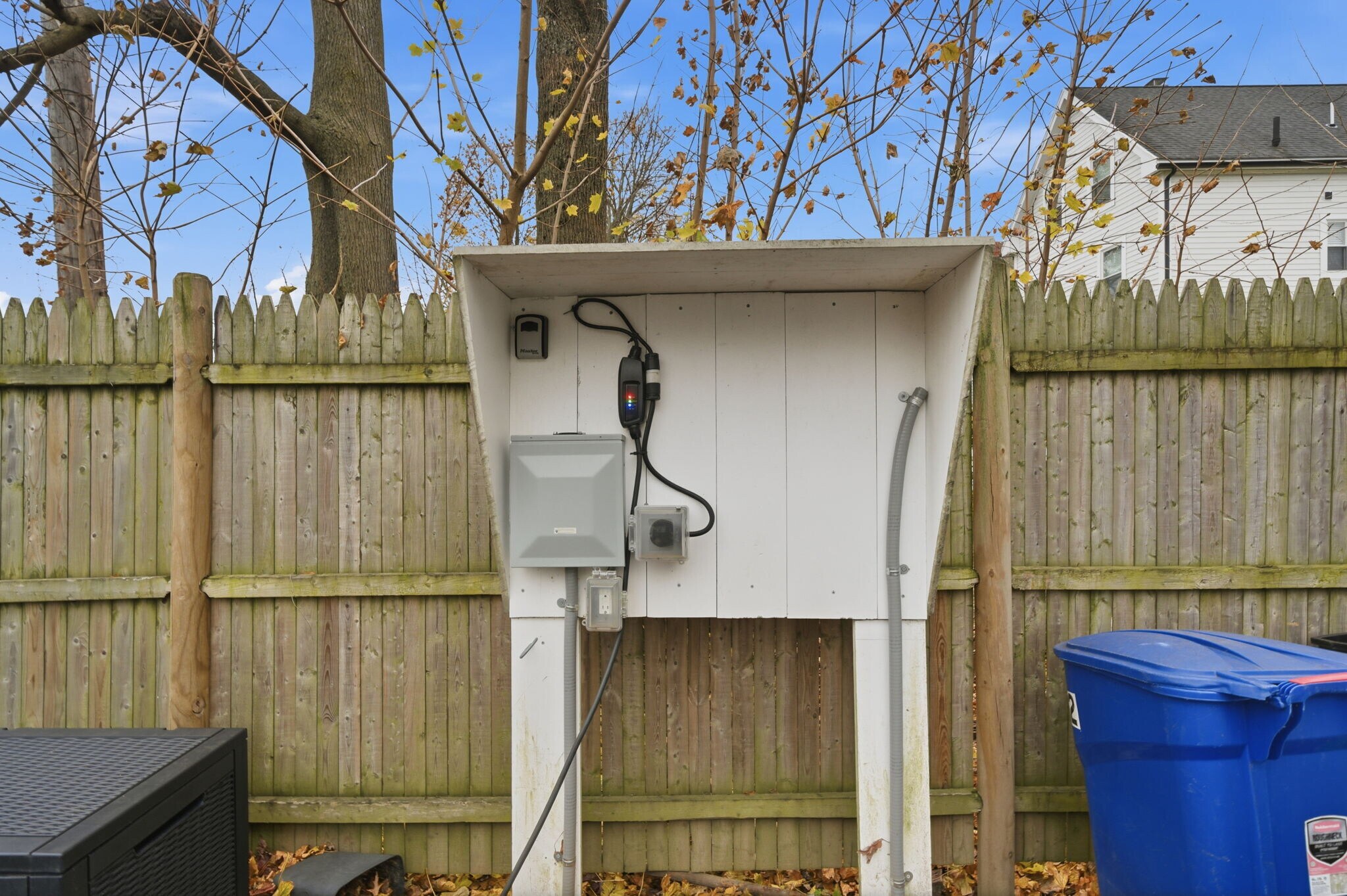 Building Photo - 68 Edson St