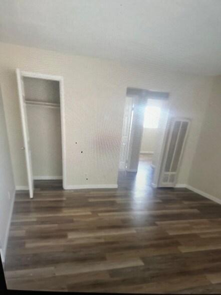 Building Photo - 1321 E San Bruno Ave