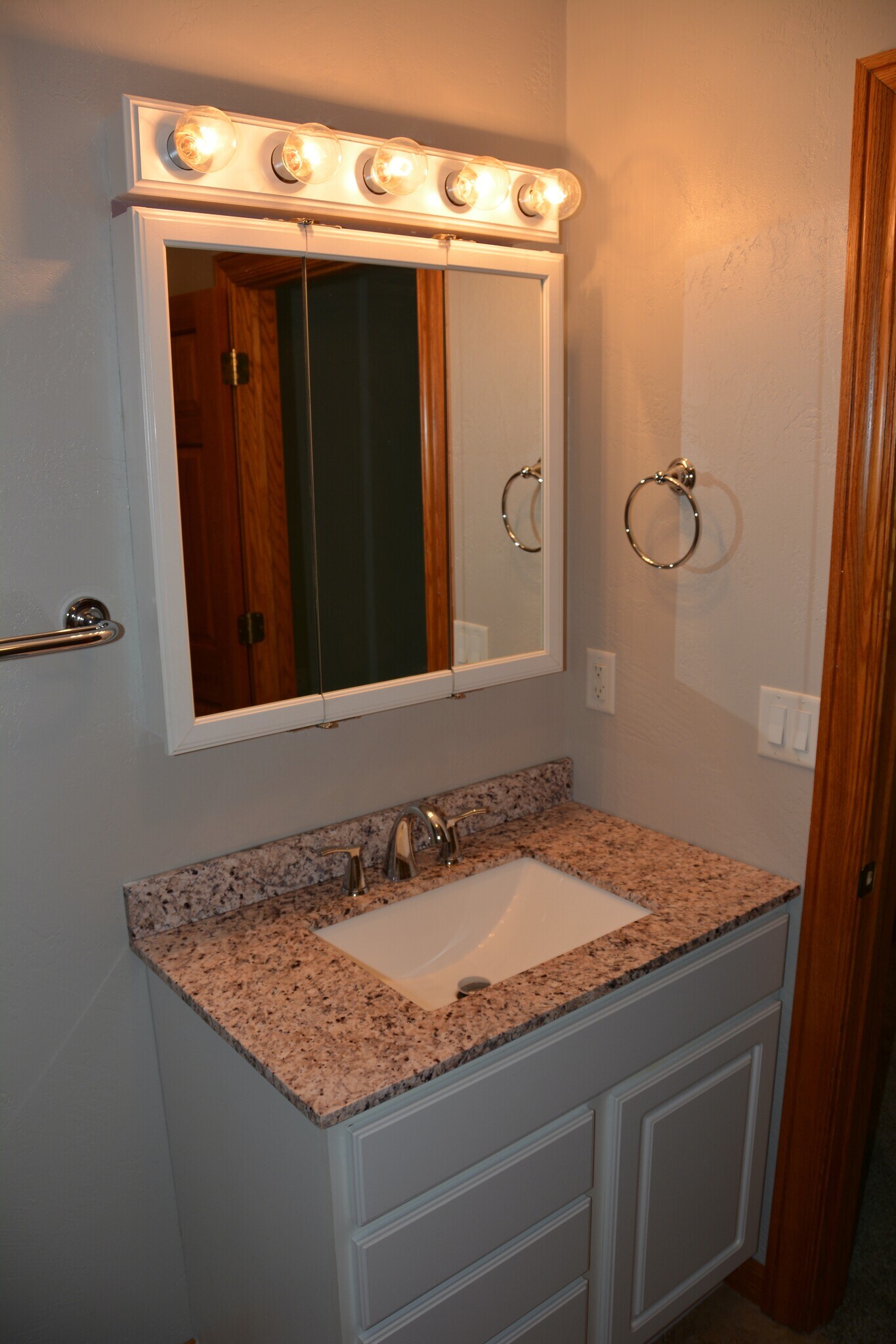 Building Photo - 327 Cordy Lane