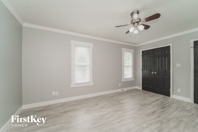 Building Photo - 4039 Seaforth Dr