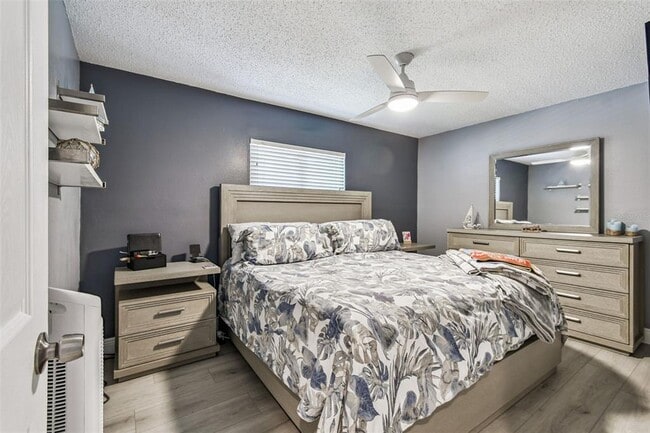 Building Photo - 3160 Downing St