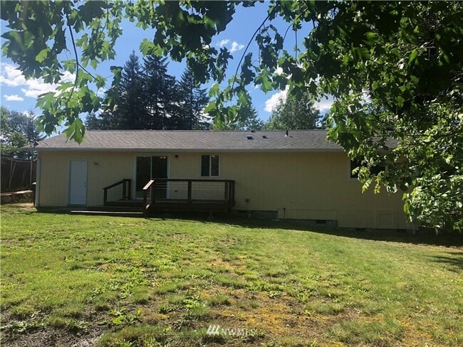Building Photo - Charming 3 Bedroom Home in Great Tenino Lo...