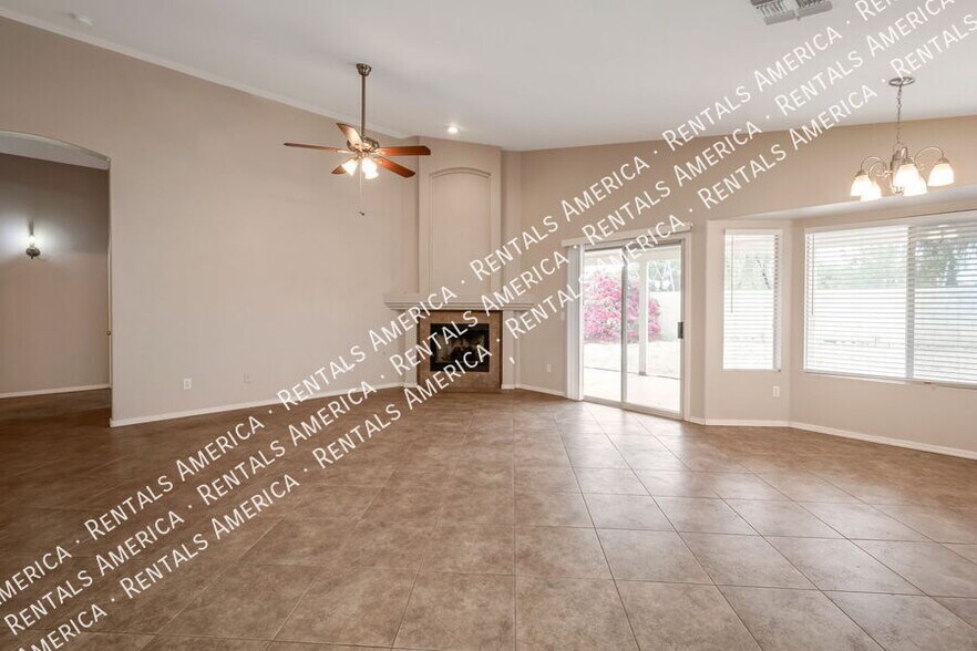 Building Photo - 7744 E Dallas St