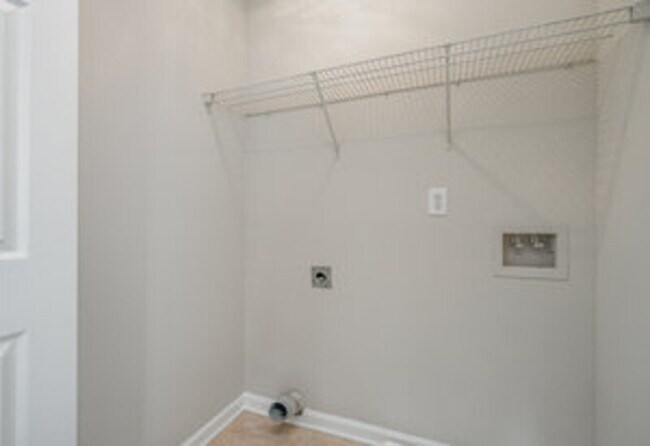 Building Photo - 1231 Joannas Ct