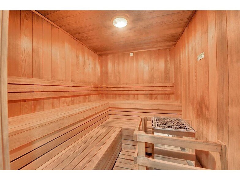 Sauna - 110 1st Ave NE