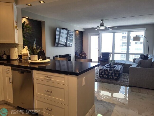 Building Photo - 133 N Pompano Beach Blvd