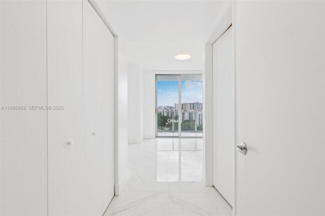 Building Photo - 330 Sunny Isles Blvd