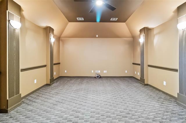 Building Photo - 11000 Southwyck Dr