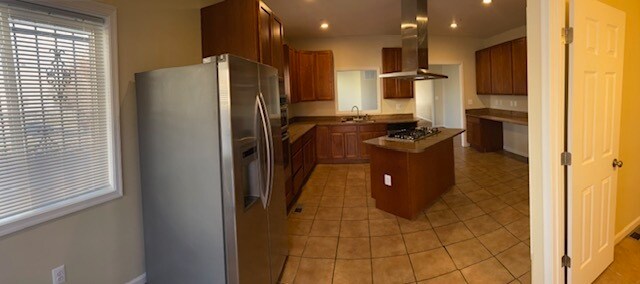 Kitchen - 5920 Clay St NE