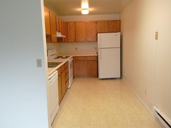 Building Photo - 369 Cole Ave