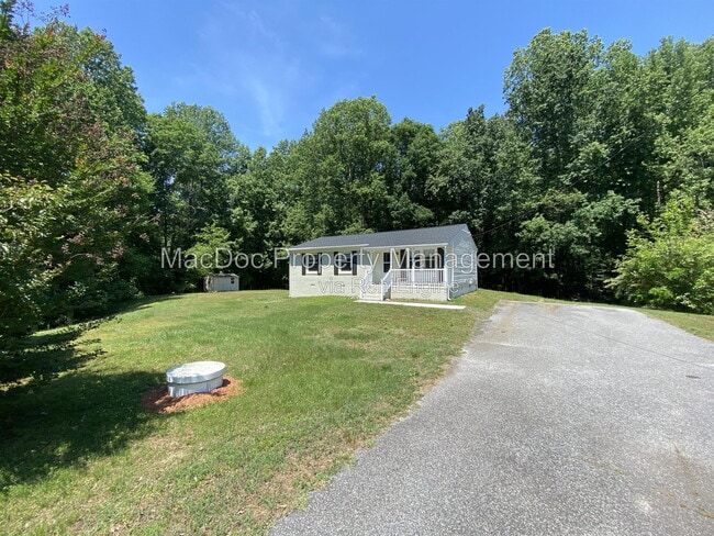 Building Photo - 16623 Braswell St