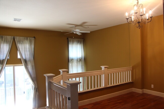 Building Photo - 1006 Aquamarine Terrace