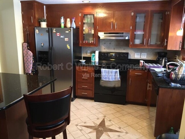 Building Photo - 1232 Trout Brook Dr