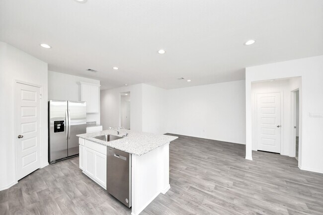 Building Photo - 2007 Woodlark Way