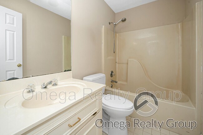 Building Photo - 536 Deer Path