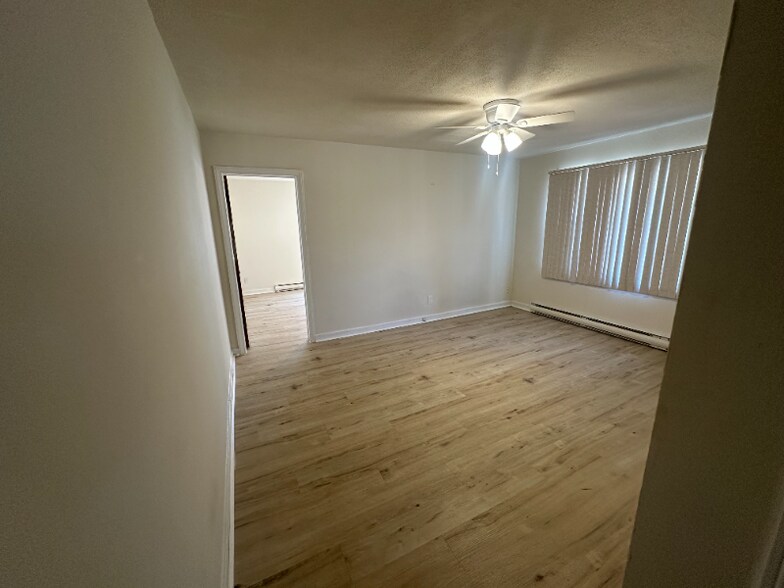 Building Photo - 5388 Chapmans Rd