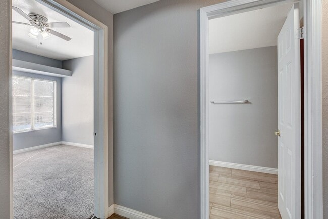 Building Photo - Stunning Upstairs Condo in Gated Indian Wells Community!