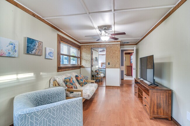 Building Photo - 2360 Willow Tree Trail