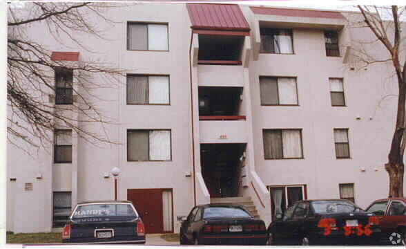 Building Photo - The Willows