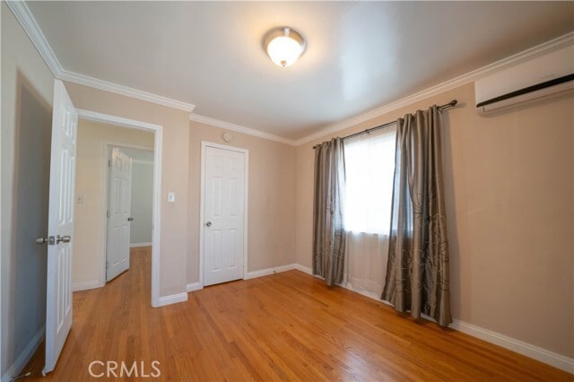 Building Photo - 517 N Soldano Ave