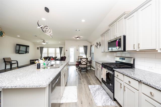 Building Photo - 3229 Trails End Rd