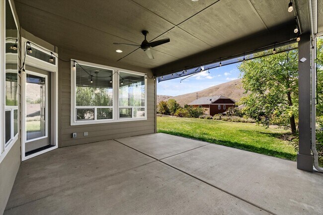 Building Photo - Charming 4?BR | 3?BA Home in Avimor