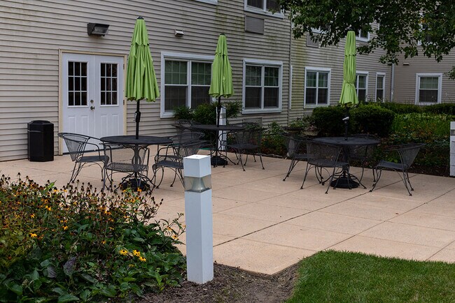 Building Photo - Park View at Randallstown