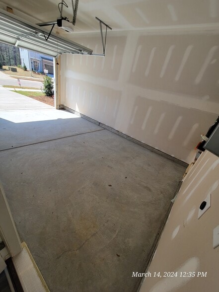 Building Photo - 424 Glen Clova Dr