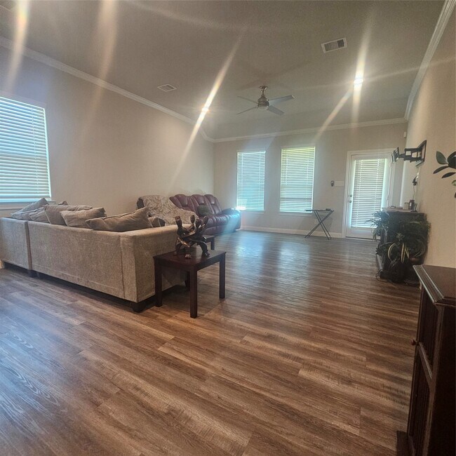 Building Photo - 11518 Harmony Summit Trce