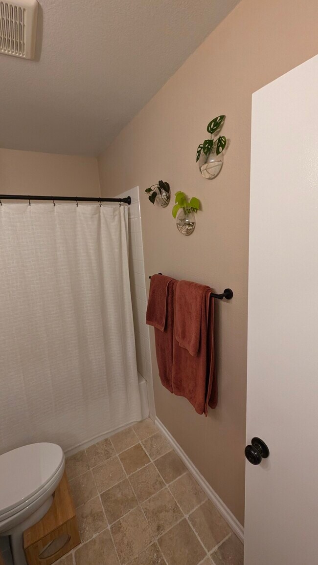 Building Photo - 5434 Camino Deville