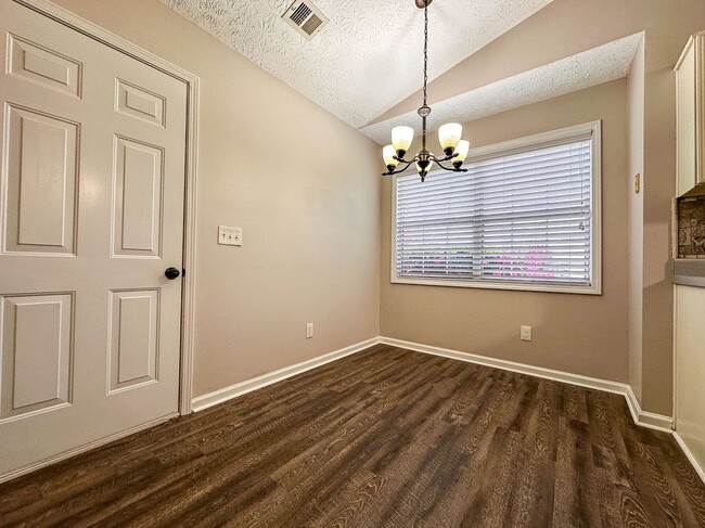 Building Photo - 3552 Plum Creek Trail NW