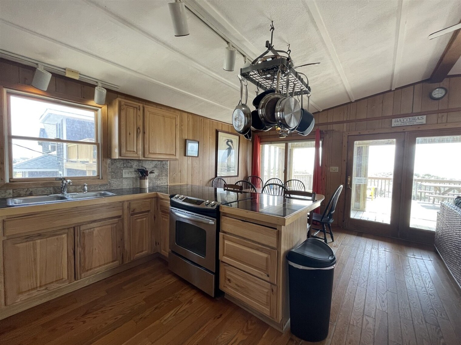 Building Photo - 57154 Lighthouse Rd