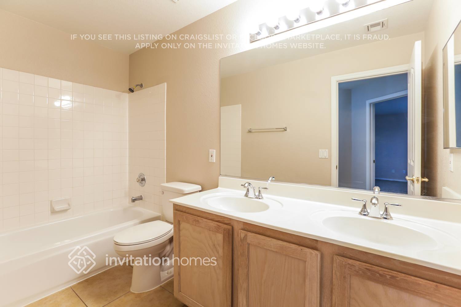 Building Photo - 3905 Meadowlands St