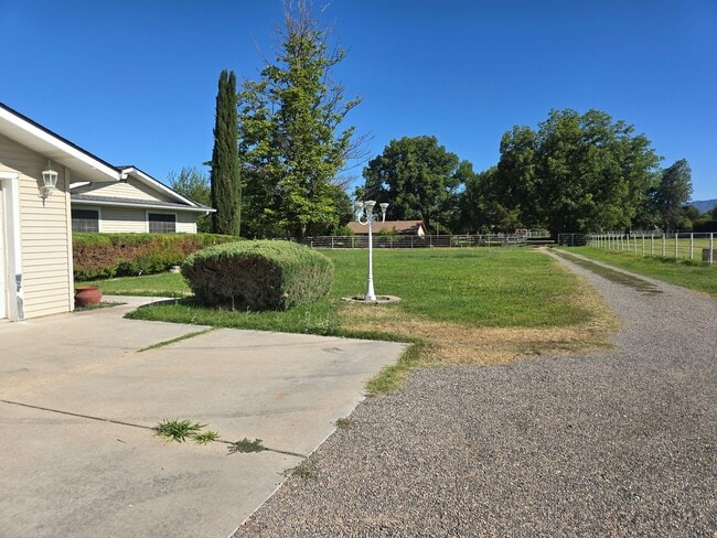 Building Photo - Unfurnished, 1-Year Long-Term Rental