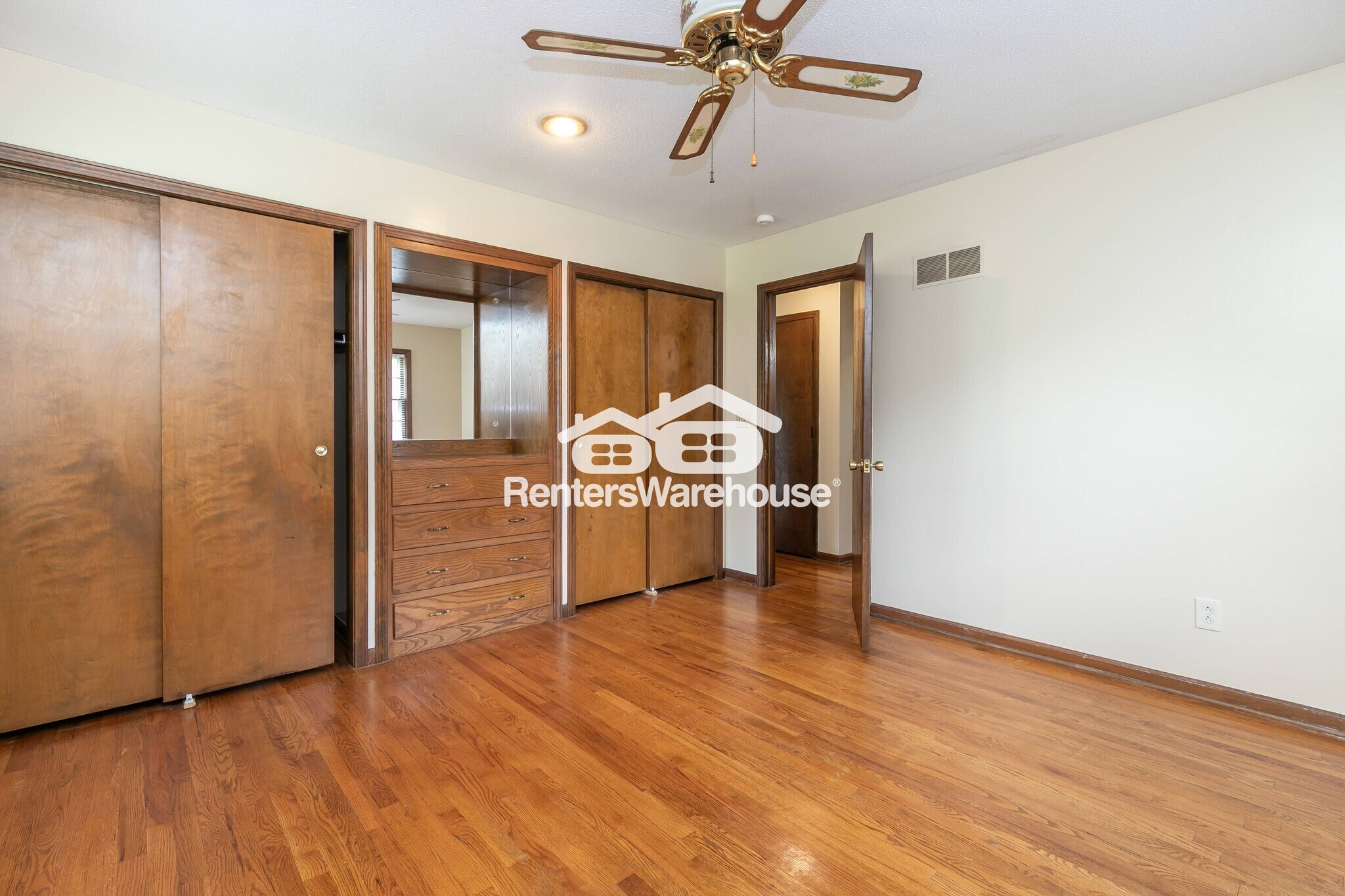 Building Photo - 6425 Blue Ridge Blvd