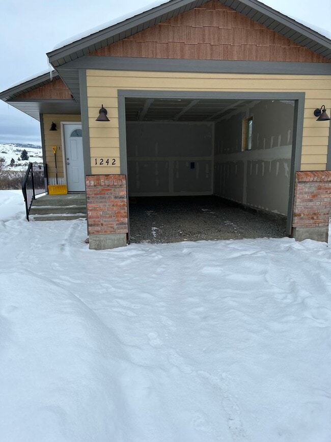 Building Photo - 1242 Grizzly Trail