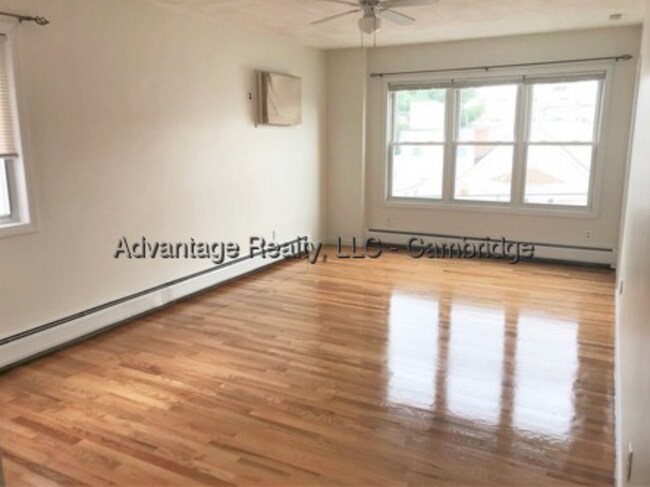 Building Photo - 71 5th St
