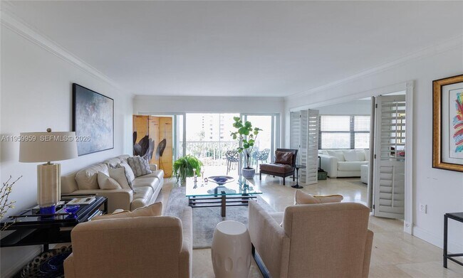 Building Photo - 550 Ocean Dr